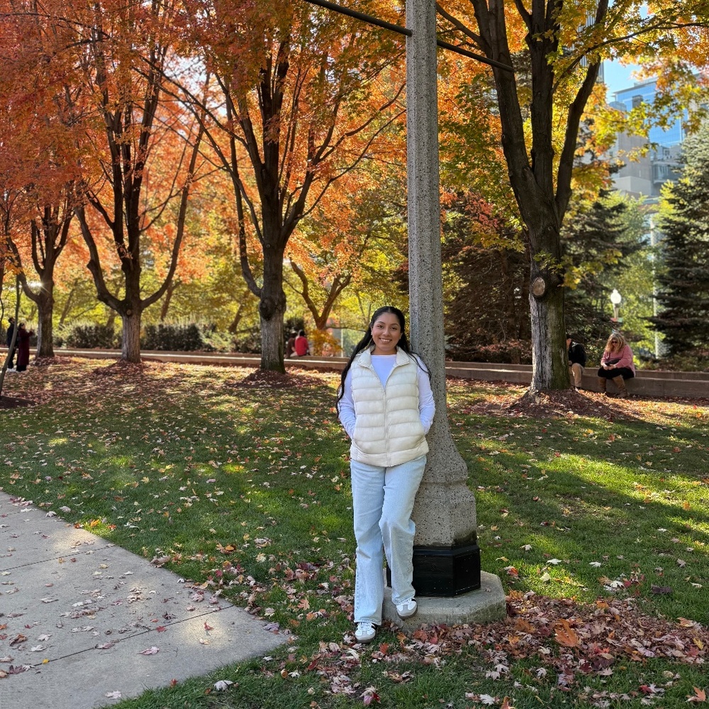 Meet your Posher, Edith